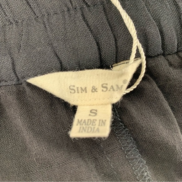 NEW Black Skirt Sim And Sam Cotton Rayon Pleated Elastic Waist Small Classic - Picture 5 of 9